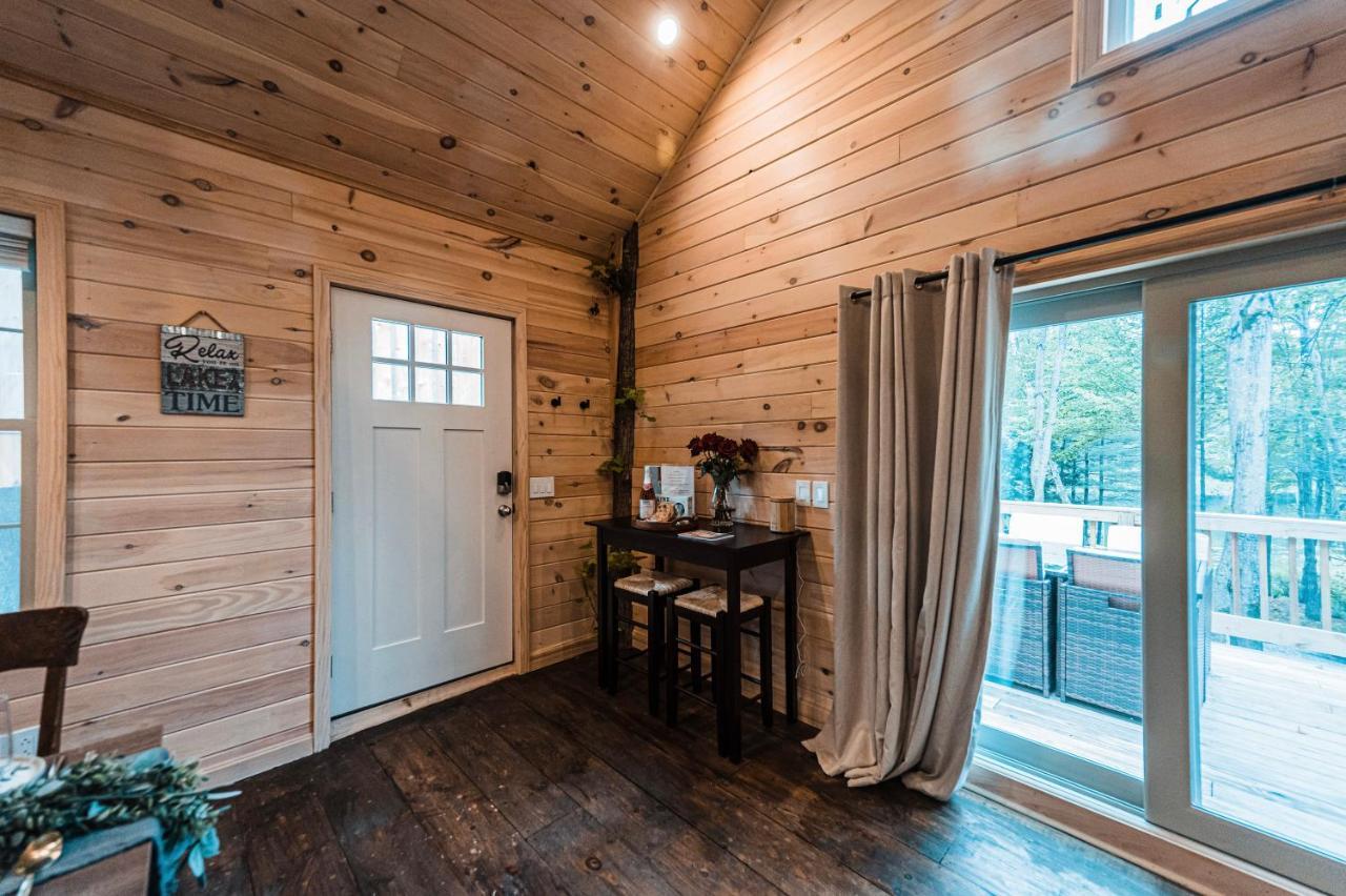 Moonlight Treehouse At Belgrade Hospitality Villa Kültér fotó
